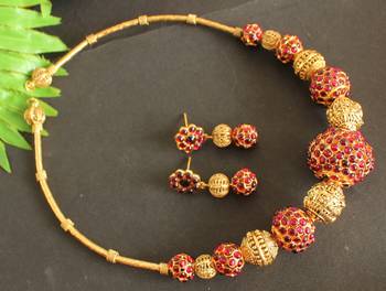Beautiful Kemp Balls Designer Necklace Set 1