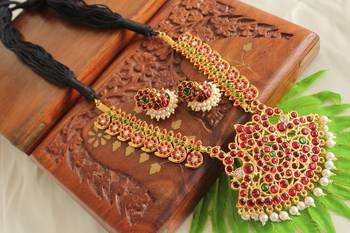 Beautiful Handmade Kemp Green Mango Temple Necklace Set  1