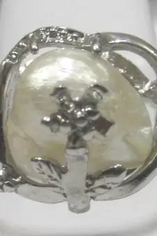 Pearl stud ring