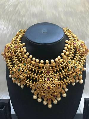 Elegant queenly padmavat matt finish chokar necklace set 2