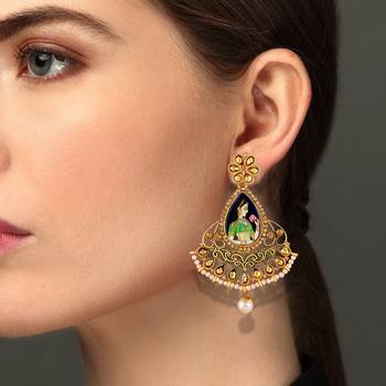 Gold Diamond Earrings 1