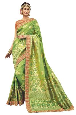 Parrot green woven silk saree with blouse 1