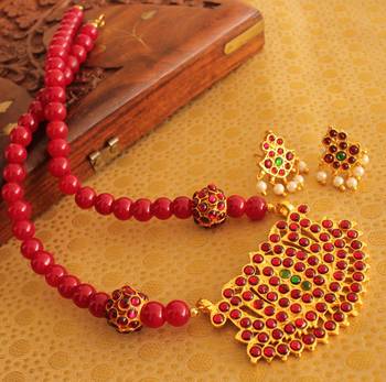 Beautiful Handmade Gold Plated Kemp Green Temple Necklace Set  2