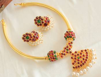 Beautiful Gold Plated Handmade Kemp Balls Temple Necklace Set 1