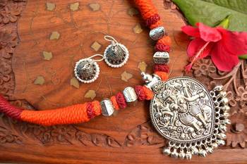 Metallic Oxidised Pendant Bright Colourful Thread Work Necklace Set With matching Jhumka 1