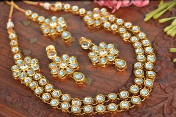 Simple Light Weight Elegant Golden Kundan Embellished Necklace Set with Earrings and Maang Tikka 2
