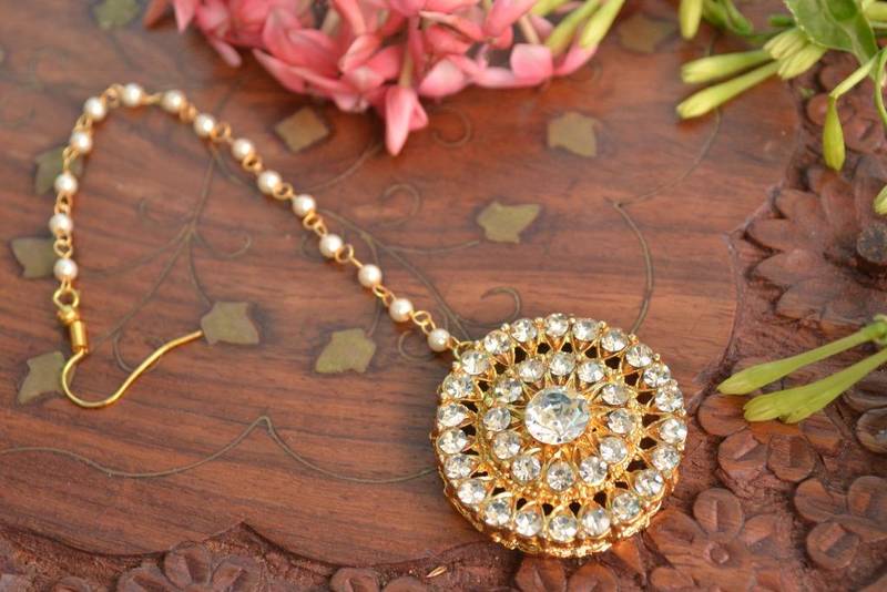 Designer Wedding Bridal Pearl Kundan Diamond Maang Tikka