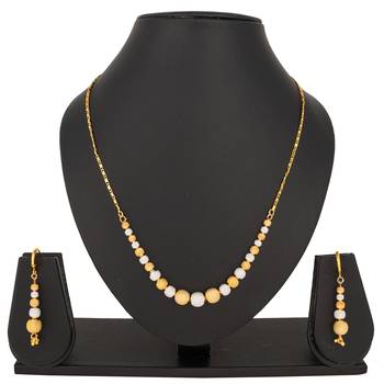 Gold diamond necklace-sets 2