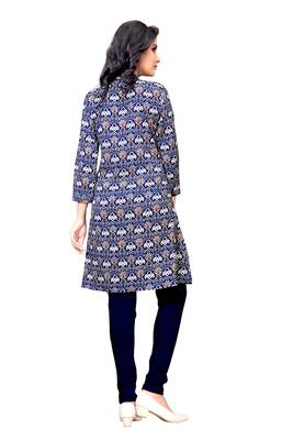 Navy blue printed crepe long-kurtis 3
