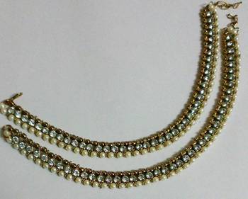 Pearl Anklets with Golden Beads 1