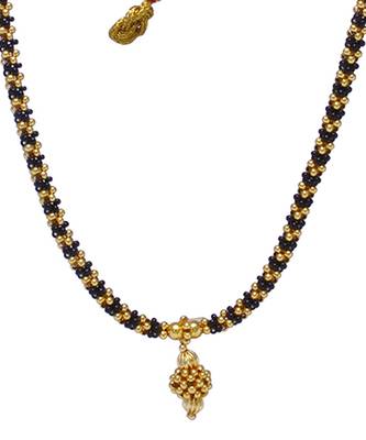 Traditional Handmade Golden And Black Crystal Jewellery Alloy Necklace For Women And Girls 2