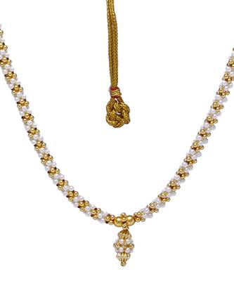 Traditional Handmade Jewellery White And Golden Crystal Golden Pendal Alloy Necklace For Womens And Girls 2