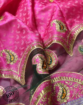 Pink Woven Banarasi saree with blouse 2