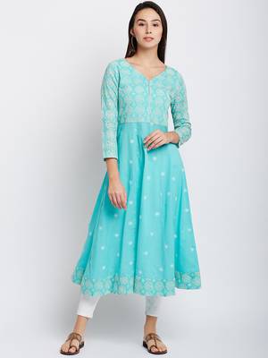 Green woven cotton chikankari-kurtis 2