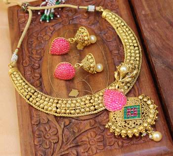 Pink Agate Necklace Sets 1