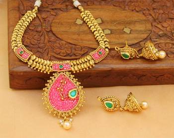 Pink Agate Necklace Sets 1