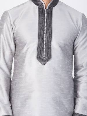 Men Grey Cotton Silk Kurta And Pyjama Set 2