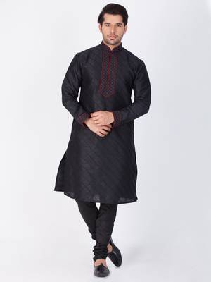Men Black Cotton Silk Kurta And Pyjama Set 1