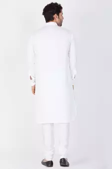 Men White Cotton Kurta And Pyjama Set