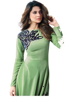 Green georgette embroidered  semi stitched salwar with dupatta 4
