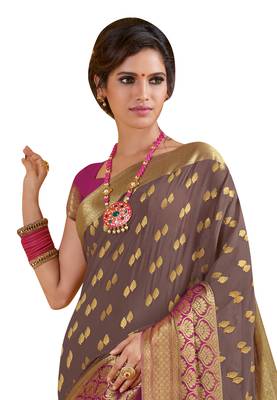 Grey Woven Saree With Blouse 3