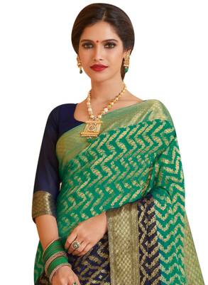 Green Woven Saree With Blouse 3