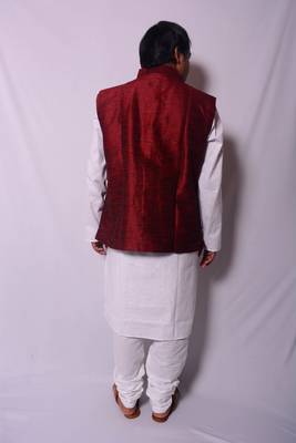 White And White Indo Western Kurta  Pajama With Jacket 3