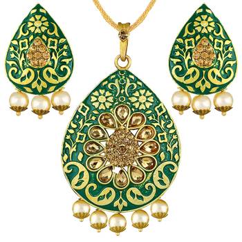 Designer Meenakari Work Gold Plated With Antique Lct Stone Pendant Set For Women 1
