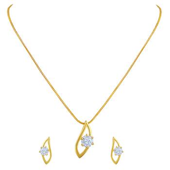Fancy Gold Plated Pendant Set For Women 1