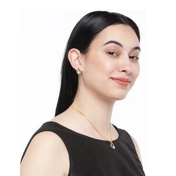 Intricately Heart Shape Gold Plated Pendant Set For Women 1