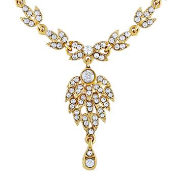 Glistening White Stone Gold Plated Princess Style Necklace Set For Women 3