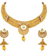 Glittery White Kundan Gold Plated Choker Style Necklace Set For Women