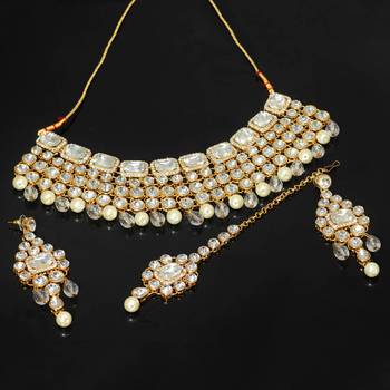 White Color Imitation Pearl Kundan Necklace With Earring & Maang Tikka 2