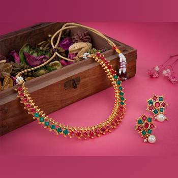 Square Shape Traditional Gold Plated Choker Style Necklace Set For Women 2
