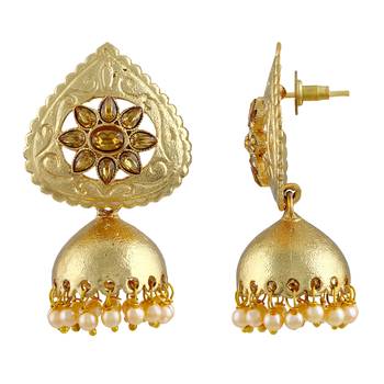 Pretty Cream Kundan Gold Plated Jhumki Earring For Women 3