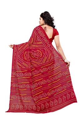 Red printed georgette saree with blouse 2