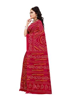 Red printed georgette saree with blouse 3