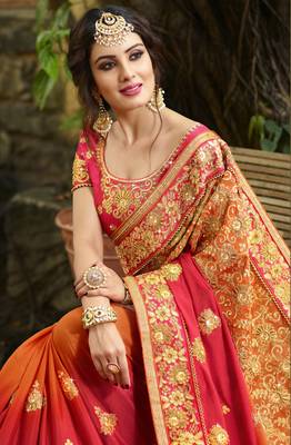 Dark pink embroidered silk blend saree with blouse 2