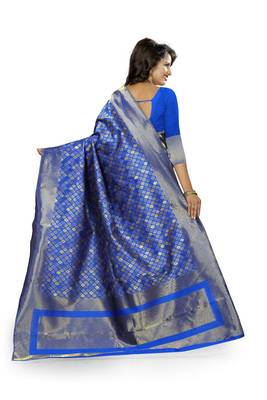 Blue woven kanchipuram art silk saree with blouse 2