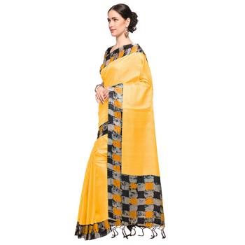 Yellow Printed Silk Blend Saree With Blouse 2