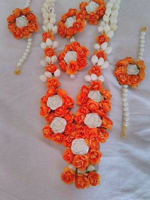 Orange necklaces 1
