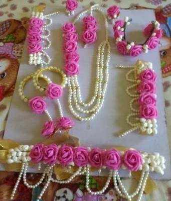 Pink necklaces 1