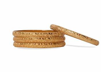 Set Of 4 Gold Dyed Bracelets With Delicate Flower Patterns 2