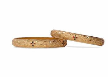 Set Of 2 Gold Dyed Bracelets With Etching Design 2
