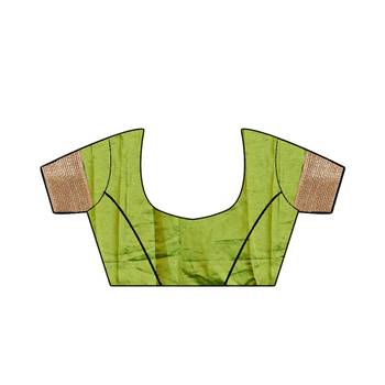Green Embroidered Pure Silk Blend Saree With Blouse 5