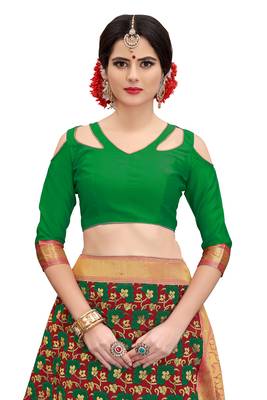 Green Woven Banarasi Art Silk Saree With Blouse 3
