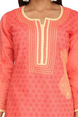 Pink Embroidered Cotton Chikankari Kurti  4