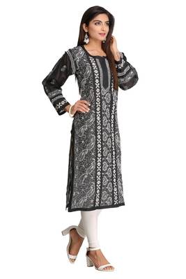 Black Embroidered Cotton Chikankari Kurti 4