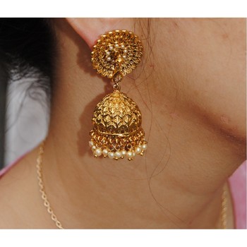 pearl necklace price range
