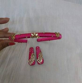 Pink hair-accessories 1